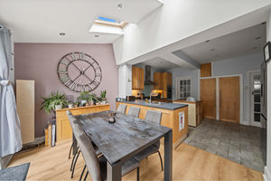 Photo 19- click for photo gallery